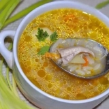 Kiseli krastavci sa pirinčem i kiselim krastavcima: jednostavni recepti